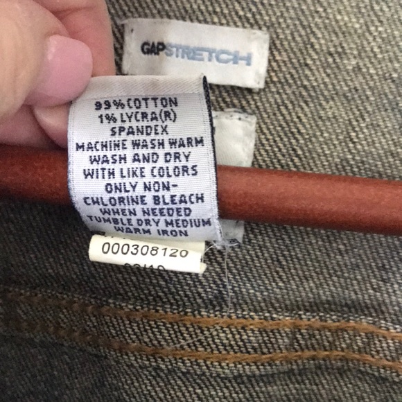 EUC GAP Distress Jean Jacket - Picture 7 of 7